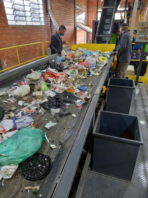 Problema da coleta e tratamento de lixo reciclável pode ser resolvido com a criação de regiões metropolitanas.jpg