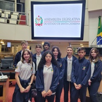 Integrantes da Câmara Jovem conhecem a Assembleia Legislativa de Santa Catarina